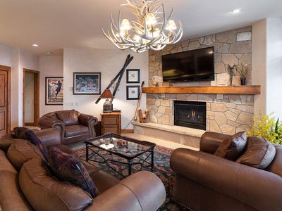 160 Cresta Rd #R-201, Edwards, CO, 81632