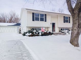 2405 3rd St SW, Altoona, IA 50009