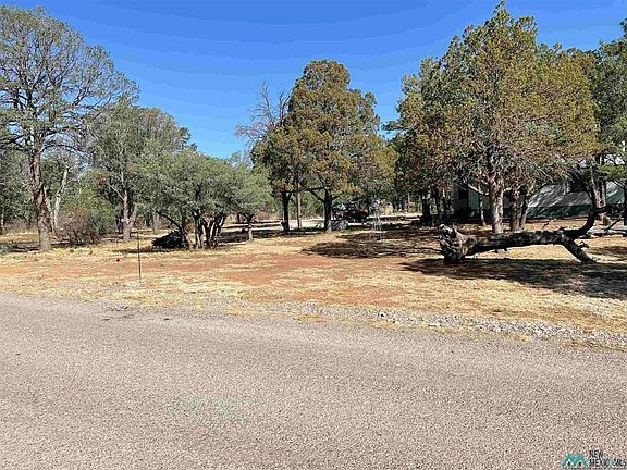 3rd image of 1916 Sacramento Dr