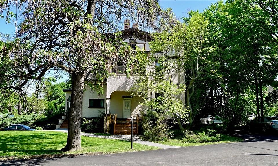 1st image of 433 Powell Ave