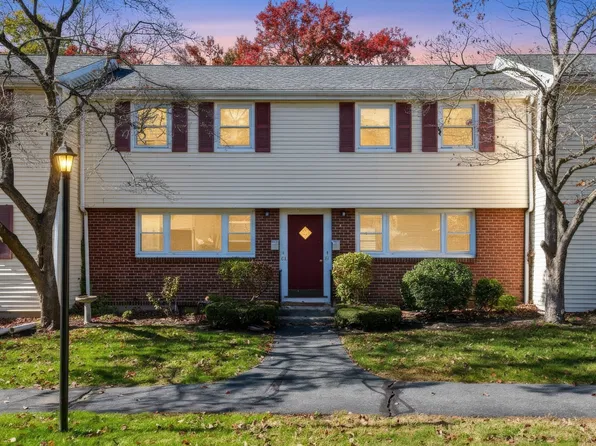 61 Prescott St Unit 61, Framingham, MA 01702