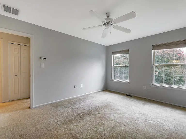 1015 Cumberland Ct — Photo 22