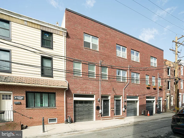 1118 E Dunton St — Photo 28
