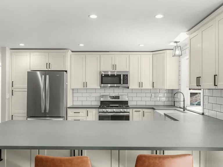 Quartz countertops