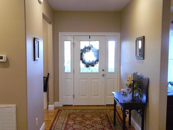 4th image of 34 Kingsbridge Ln