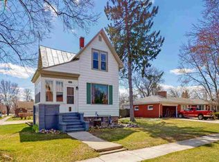 856 Madison St, Oconto, WI 54153