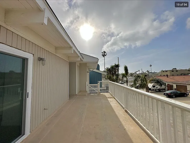 148 Ventura Ave — Photo 29