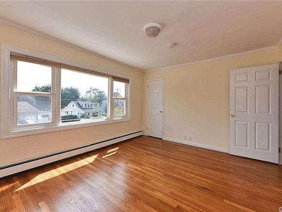 3rd image of 22 Wright Ave #2