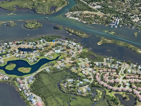 2022 N Pointe Alexis Dr #40, Tarpon Springs, FL 34689