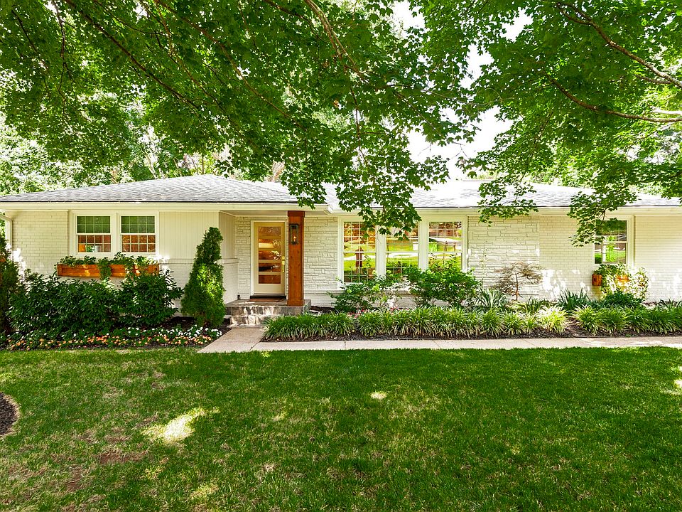 1st image of 5007 Manuel Dr