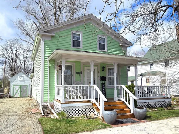 3141 Baker Rd, Dexter, MI 48130