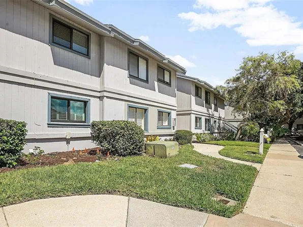 4403 Sea Mist Dr APT 211, New Smyrna Beach, FL 32169