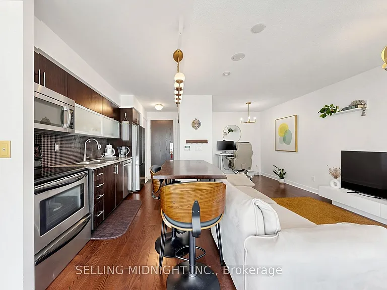 80 Western Battery Rd #307 — Photo 10