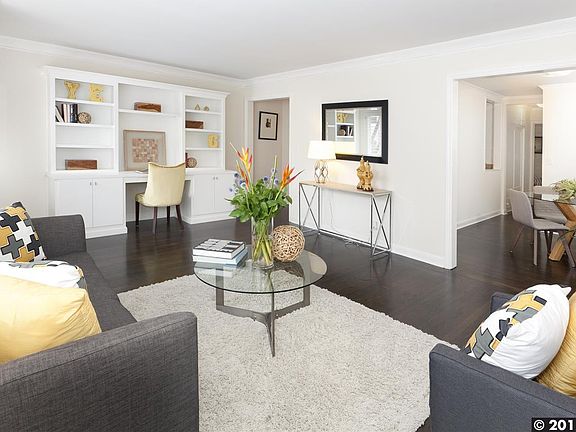 4th image of 2230 Pacific Ave APT 201