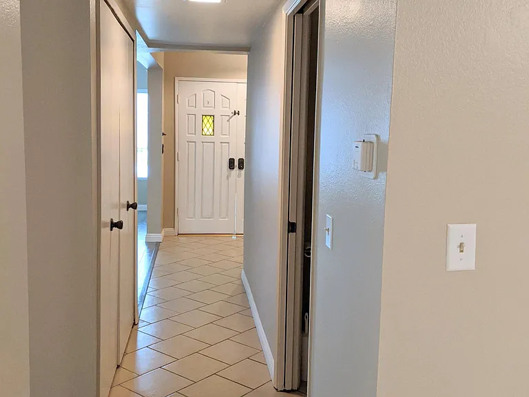 219 Toronto Ave #1 — Photo 11