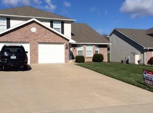5409-5411 Volunteer Dr, Columbia, MO 65201