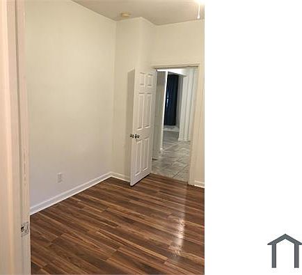 5th image of 882 N Schuyler Ave #1