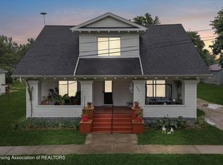 207 W Fulton St, Perrinton, MI 48871