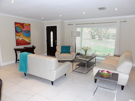 2nd image of 5536 Justine Way