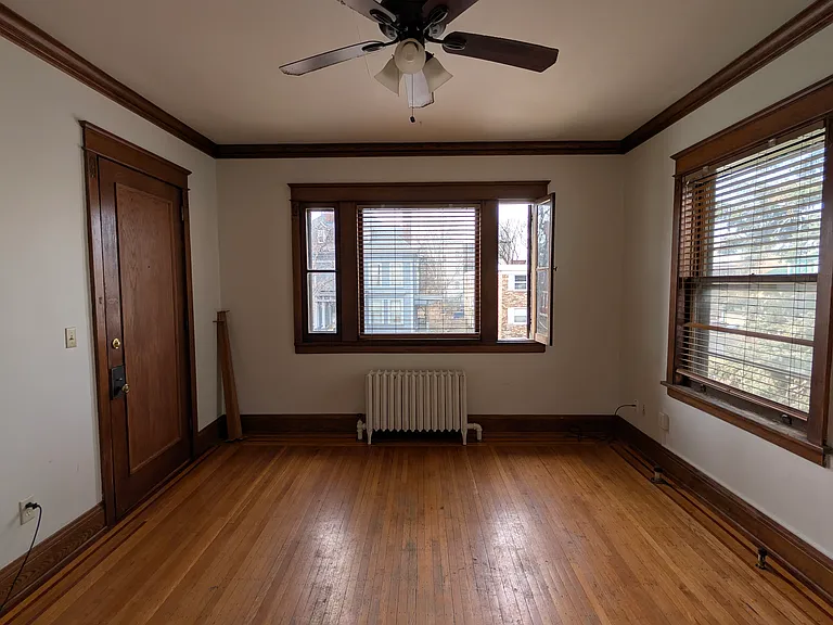 1917 Stevens Ave #4 — Photo 3