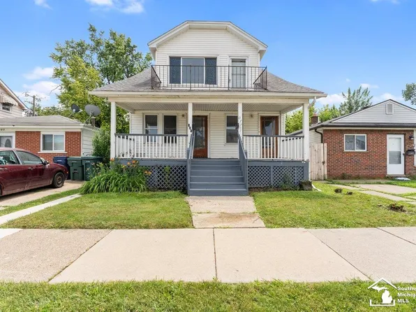 617 Cleophus Pkwy, Lincoln Park, MI 48146