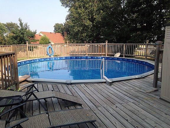 pool