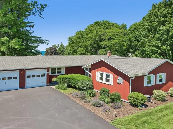 536 Lake Rd, Webster, NY 14580