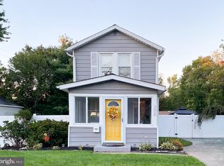 208 Hessian Ave, National Park, NJ 08063
