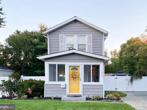 208 Hessian Ave, National Park, NJ 08063