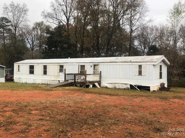 4225 Cureton Ferry Rd, Catawba, SC 29704