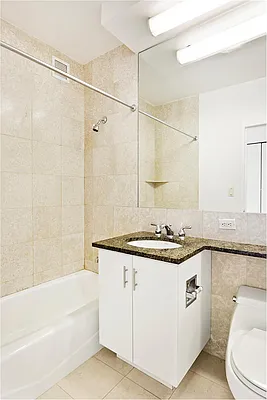 Rented by Hakimian Management | media 38