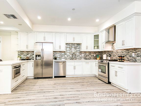 3rd image of 1237 1/2 S Holt Ave #402