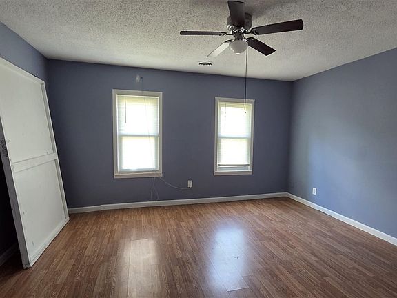 4th image of 417 N 15th St
