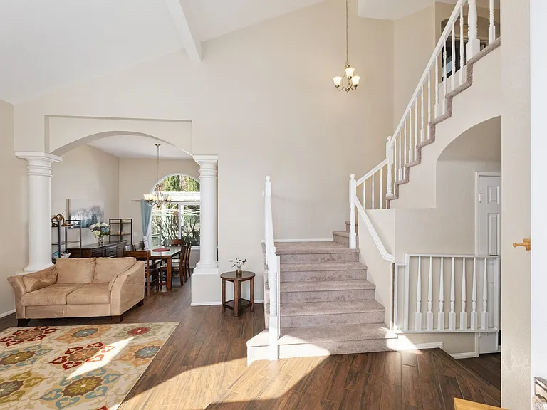 20891 Porter Ranch Rd — Photo 6