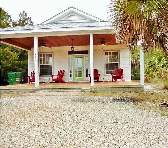 1st image of 208 SE Avenue E