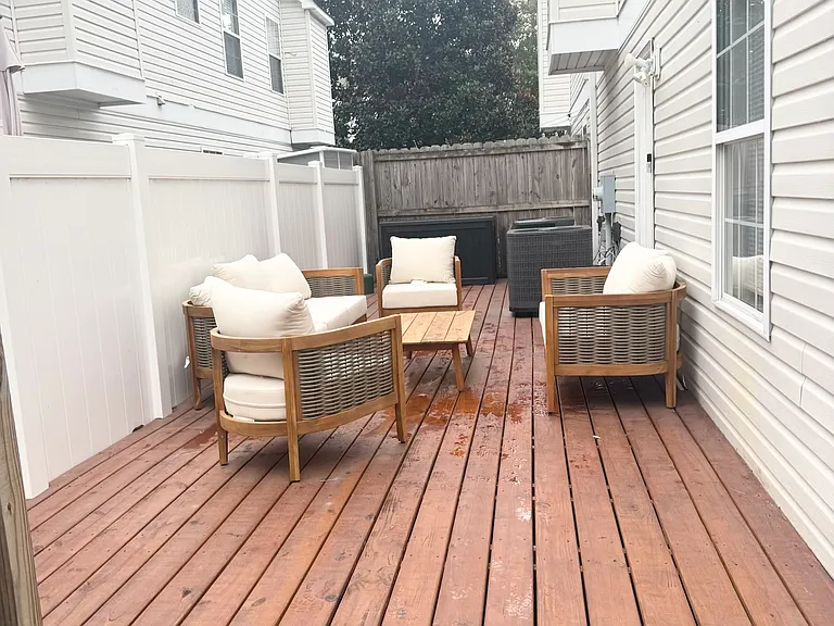 1522 Parks Ave — Photo 15