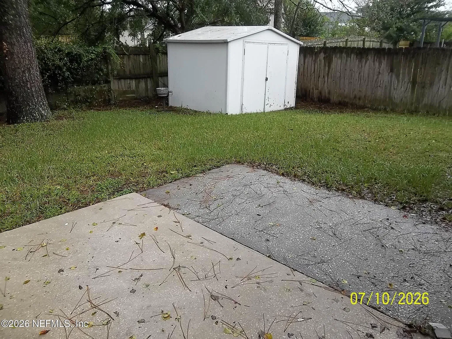 3 bed, 2.0 bath, 1332 sqft, $2,000 — Photo 3
