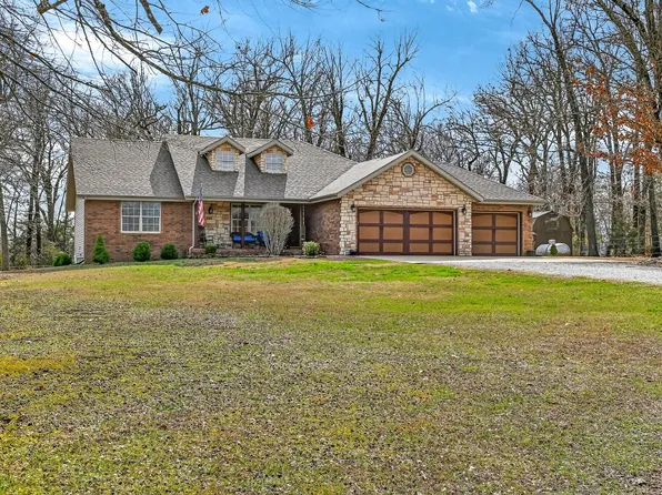 127 Woods Edge Road, Billings, MO 65610