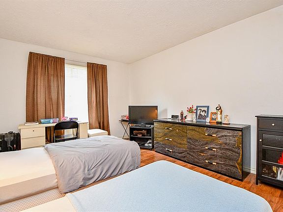 4th image of 10555 Turtlewood Court #2702