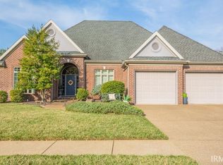 4377 Ashbury Parke Dr, Newburgh, IN 47630