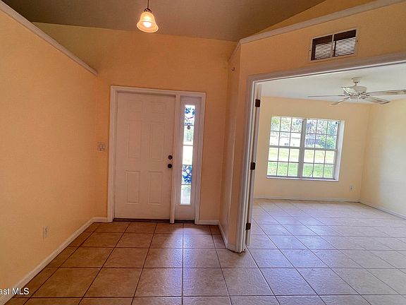 3rd image of 2681 Madden Ave SW