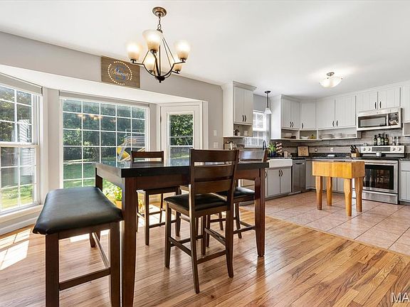 4th image of 5478 Lehigh Ln