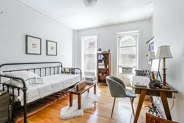 Rented by Bond New York