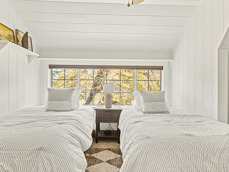 284 Walnut Dr — Photo 12