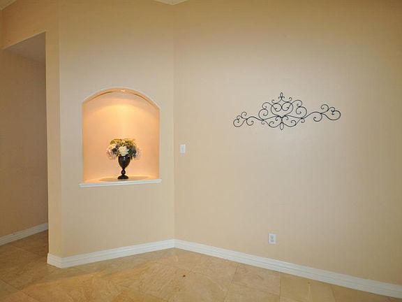 2nd image of 3322 Coastwood Ln