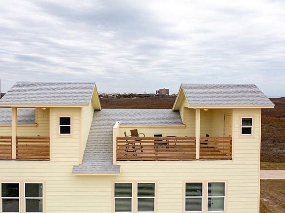 3rd image of 126 Palm Beach Dr