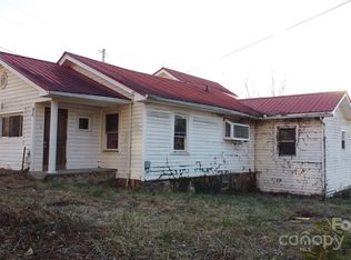 98 Lower Glady Fork Rd, Candler, NC 28715