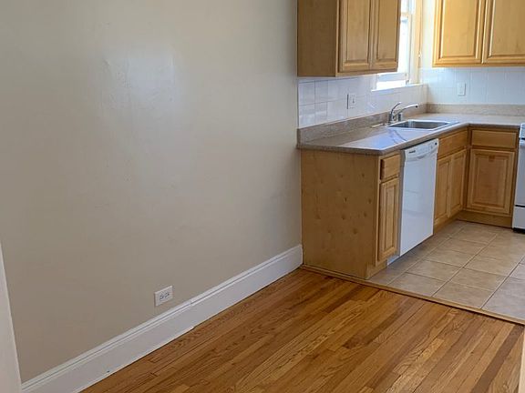 2nd image of 1900 Vallejo St APT 601