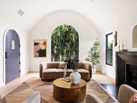 3rd image of 503 N Formosa Ave