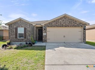 421 Ruby Ln, Jarrell, TX 76537